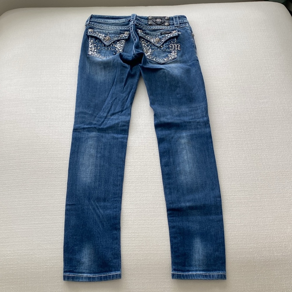 Miss Me Exclusive Buckle Dark Wash Studded Skinny Jean W26 - Picture 4 of 6